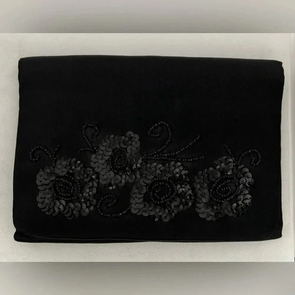 VINTAGE: Magid | ladies satin clutch handbag - Picture 1 of 9